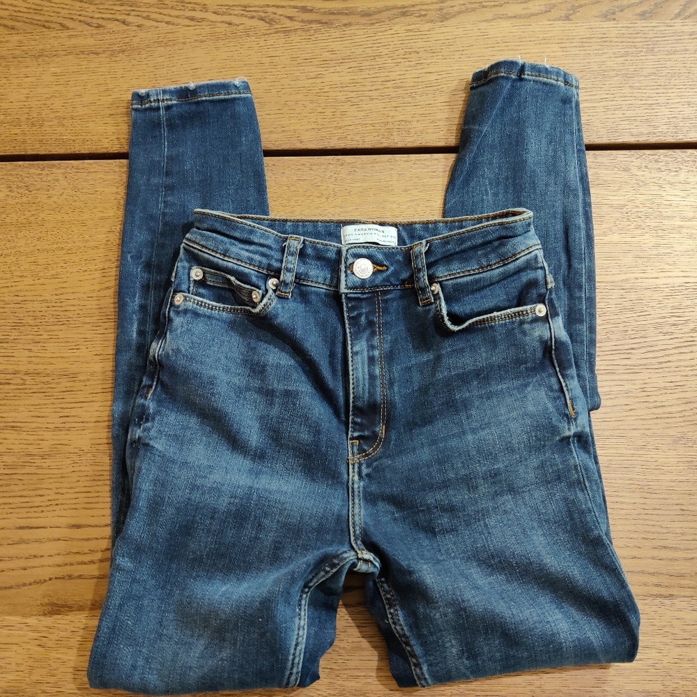 ZARA high rise jeans